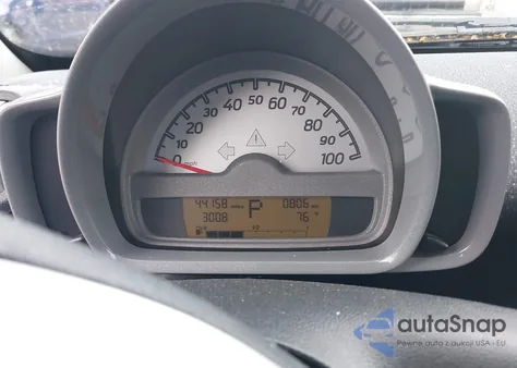 2009 Smart Fortwo Brabus/Passion из США, поврежденный, VIN WMEEK31X29K239498